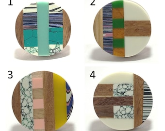 Handgefertigter Schrankknopf aus Kunstharz / Holz: Geometrisches Modernes Dekor