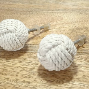 Pomelli per porte in corda di cotone bianco, pomelli per cassetti con nodo in corda, pomelli con maniglia a spinta per armadi, guardaroba e credenze - Ferramenta nautica