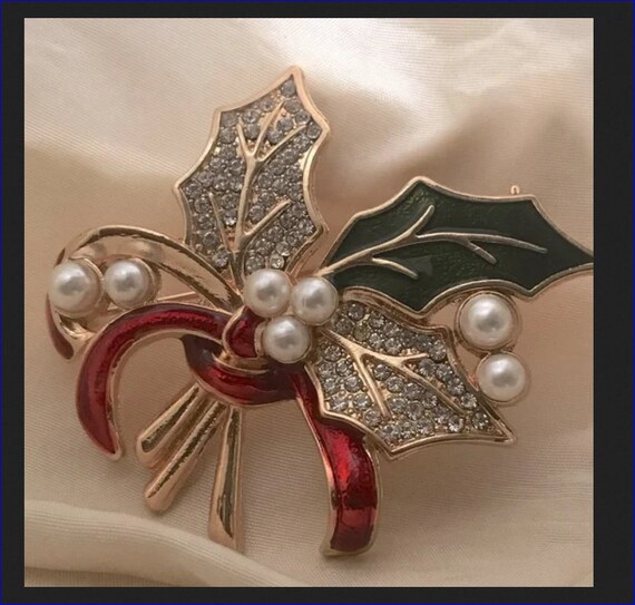 Vintage Brooch Red Green White Holiday Pin Faux P… - image 3