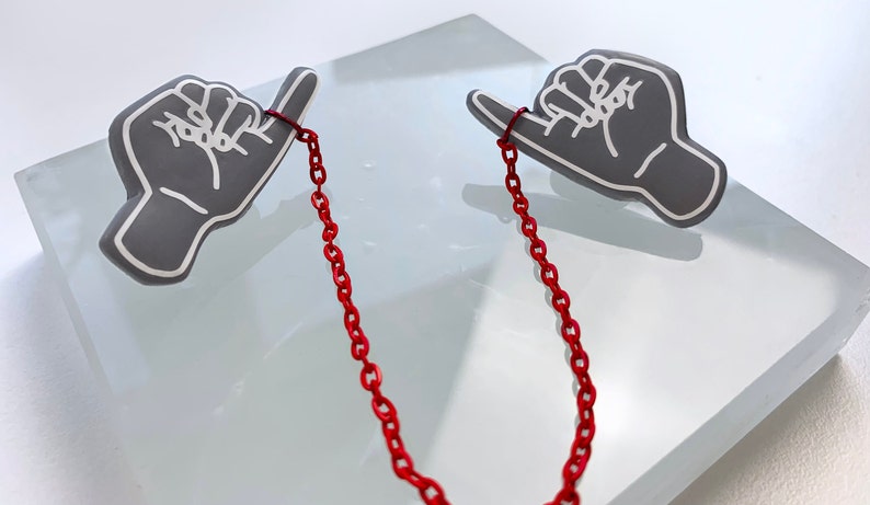 Red String of Fate Collar Pins Soulmate Pins Polymer Clay Brooch Cute ...