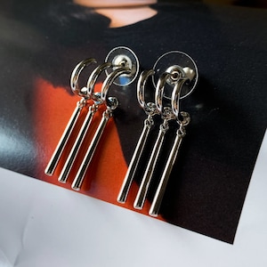 Sliver Zoro earrings Just one ear piercing silver needle hypoallergenic