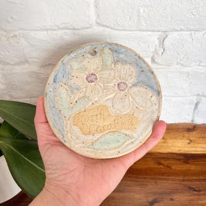 Vintage Handmade Ceramic North Carolina Themed Wall Decoration - Retro Home Decor - Unique Pottery Wall Art
