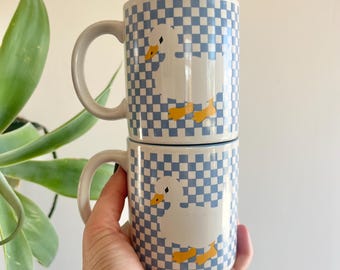 Set of Two Checkered Goose Vintage Mugs (2) - Retro Style Glassware - Unique Coffee Mugs - Collectible Glasses - Goose Themed Kitchenware