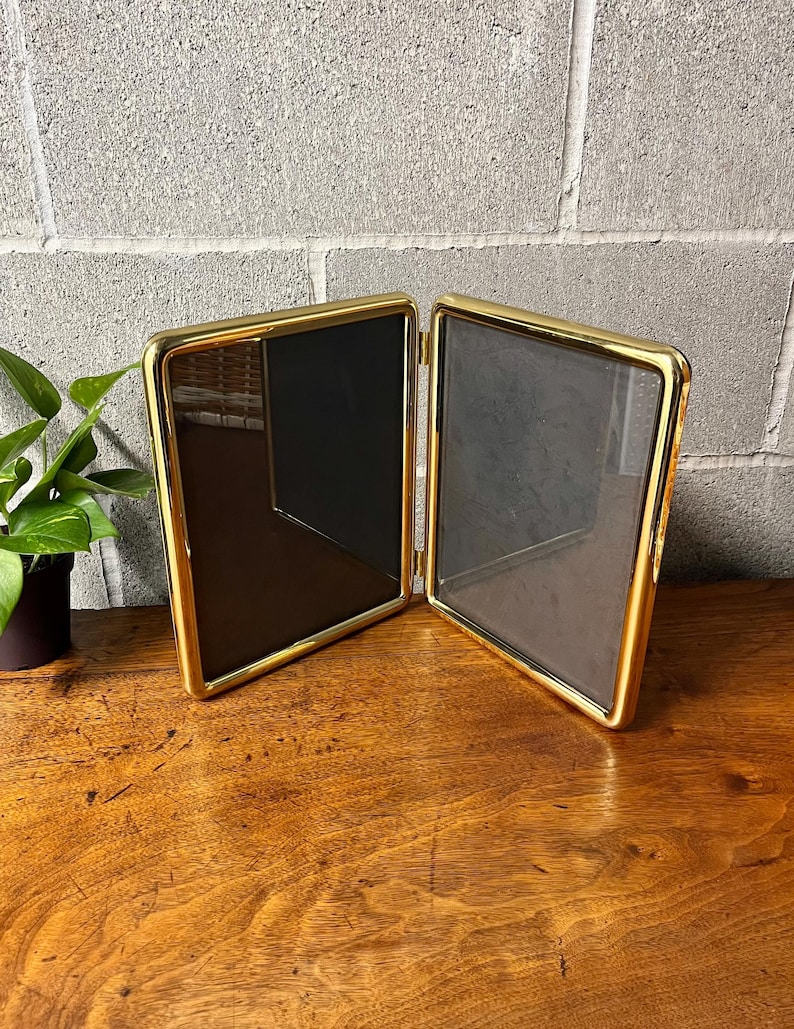 Large Vintage 8 X 10 Inch Bifold Gold Metal Rounded Corner Picture ...