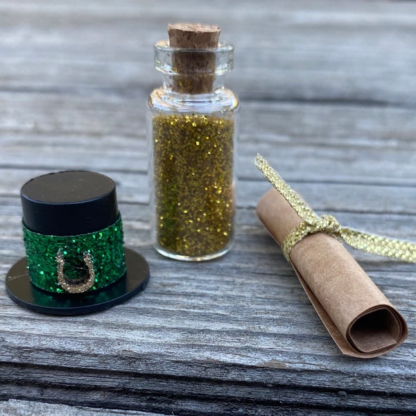 Leprechaun Treasure Trinket Kit, Horseshoe Hat