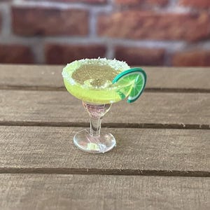 Miniature Margarita Cocktail with Lime Twist Drink, Miniature Dollhouse 1:12 Scale