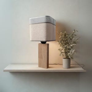 Oak lamp with a piece of oak, table lamp, lamp with a shade, wood lamp, oak lamp, table lamp, design lamp