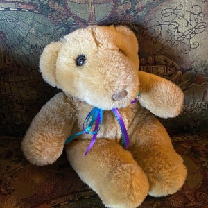 Vintage 1990 Commonwealth 10” sitting Tan Brown Teddy Bear, stuffed animal, plush toy