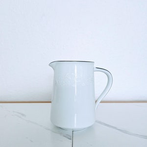 Creamer for Coffee Noritake Reina #6450Q, White Floral Design with Platinum Trim, Made in Japan 1963-1983