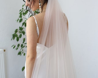 Blush wedding veil | Blush pink veil | Boho veil | Cathedral wedding veil | Soft tulle wedding veil | Floor length veil | Bridal cape veil