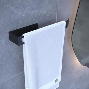 Adhesive Paper Towel Holder – Modern Metal Towel Rack for Kitchen or Bathroom