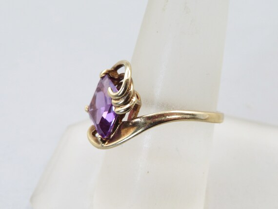 10k Yellow Gold 2.60ct Synthetic Alexandrite Ring… - image 2