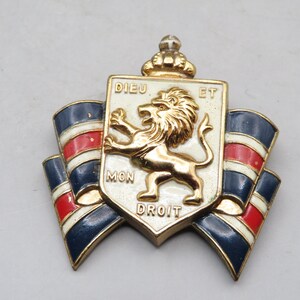 Accessocraft Patriotic Coat of Arms WWII British War Relief - Etsy
