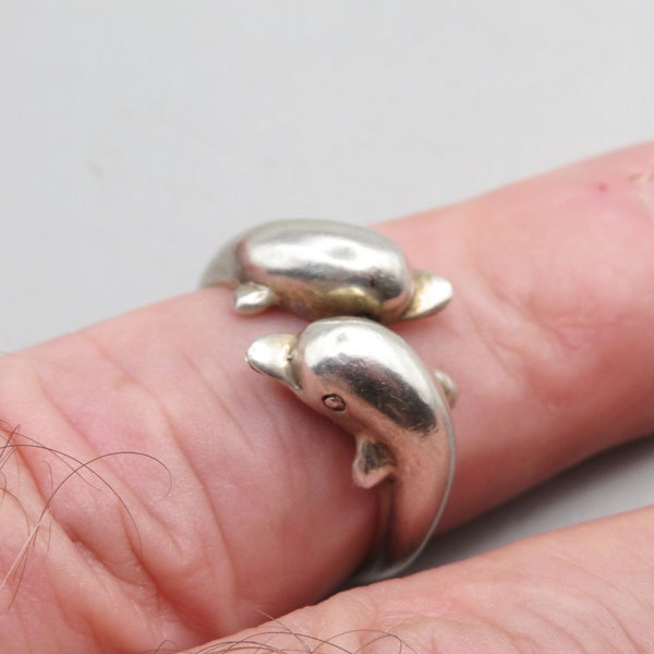 Sterling Silver Dolphins Ring, Vintage Silver Fish Ring, Size 8.5, Is Flexable and can be Adjusted a Bit Smaller or Larger, Adjustable