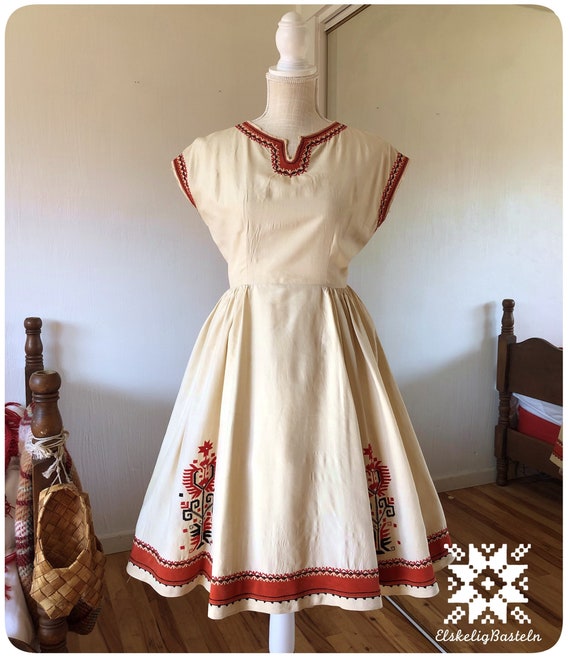 Antique Bulgarian Folk Dress, Macedonian Mediterr… - image 1
