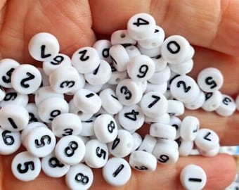 100pcs 7x4mm white  mixed & single number flat round beads for Jewellery Making