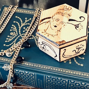 Small Art Nouveau Jewelry Box - Pyrography Box for Keepsakes - Wooden Box