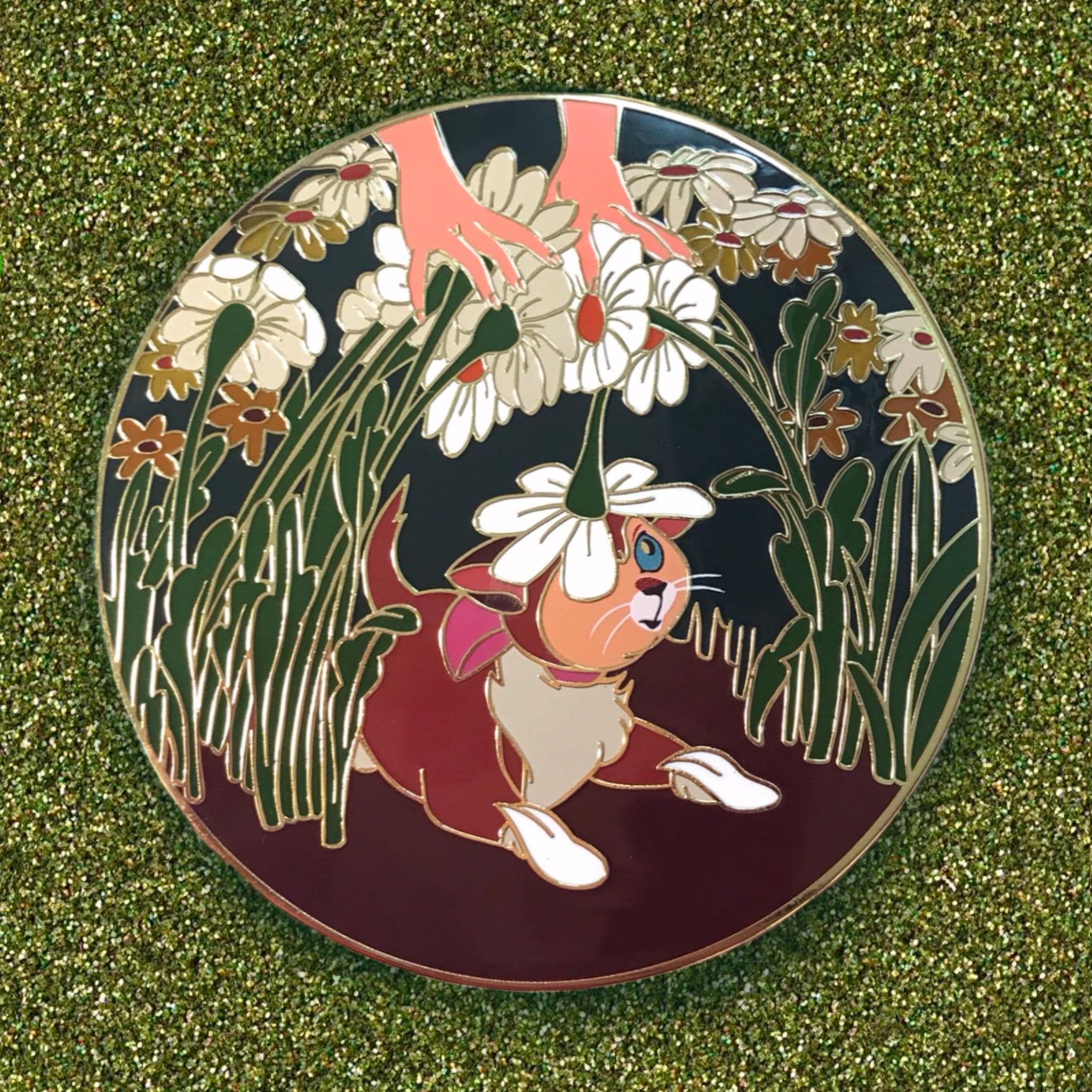 Dinah ‘Daisy Play’ Pin