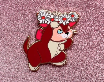 Dinah ‘Daisy Crown Pout’ Pin