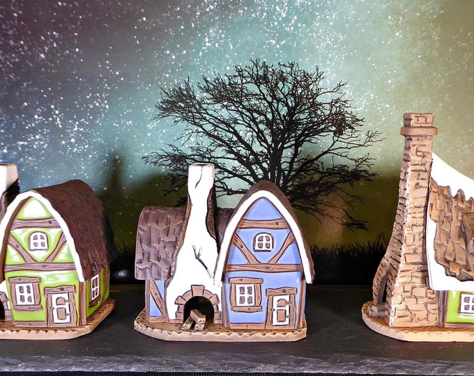 Ceramic decorative houses or incense houses for incense candles, year-round decoration, winter, Christmas including 2x nostalgic incense candles from Grottendorf
