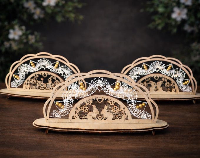 Easter motifs - Schwibbogen/Lichterbogen (medium - approx. 20 cm x 10 cm) /with bobbin lace inner frame/ Erzgebirge/ Unique handmade item