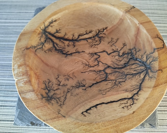 Decorative bowl for chocolates/rings/with Lichtenberg figures, burned wood/DECORATIVE bowl diameter 18 cm x 6 cm H /UNIQUE, handmade/2