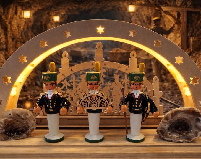 Candle arch/Winter mining/New/25 x 12 cm high quality - produced in Saxony/ 3D look illuminated with LED strip (1 piece)/Unique item