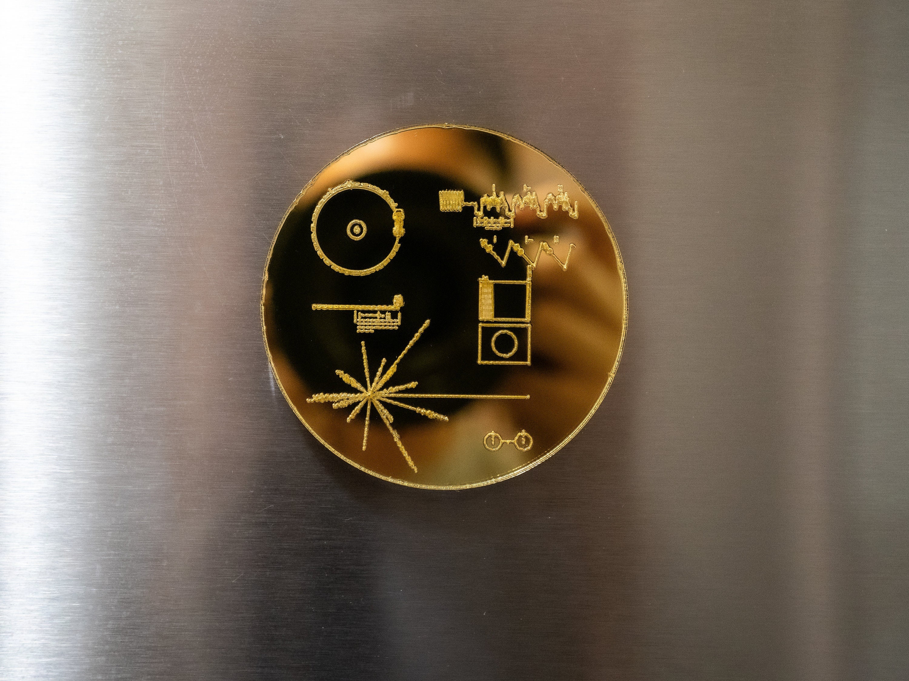 Mirrored Gold Voyager Golden Record The Sounds of Earth Fridge Magnet | Science | Space | Physics | NASA | JWST | Universe Gift | Carl Sagan