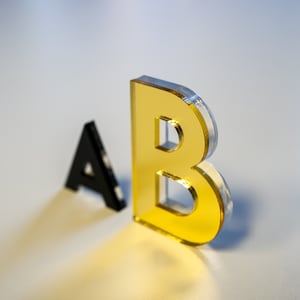 Letras dimensionales acrílicas Números Palabras Letrero elevado en 3D / Logotipo de la empresa / Señalización personalizada para el hogar o la empresa Artes y manualidades Regalo cortado con láser