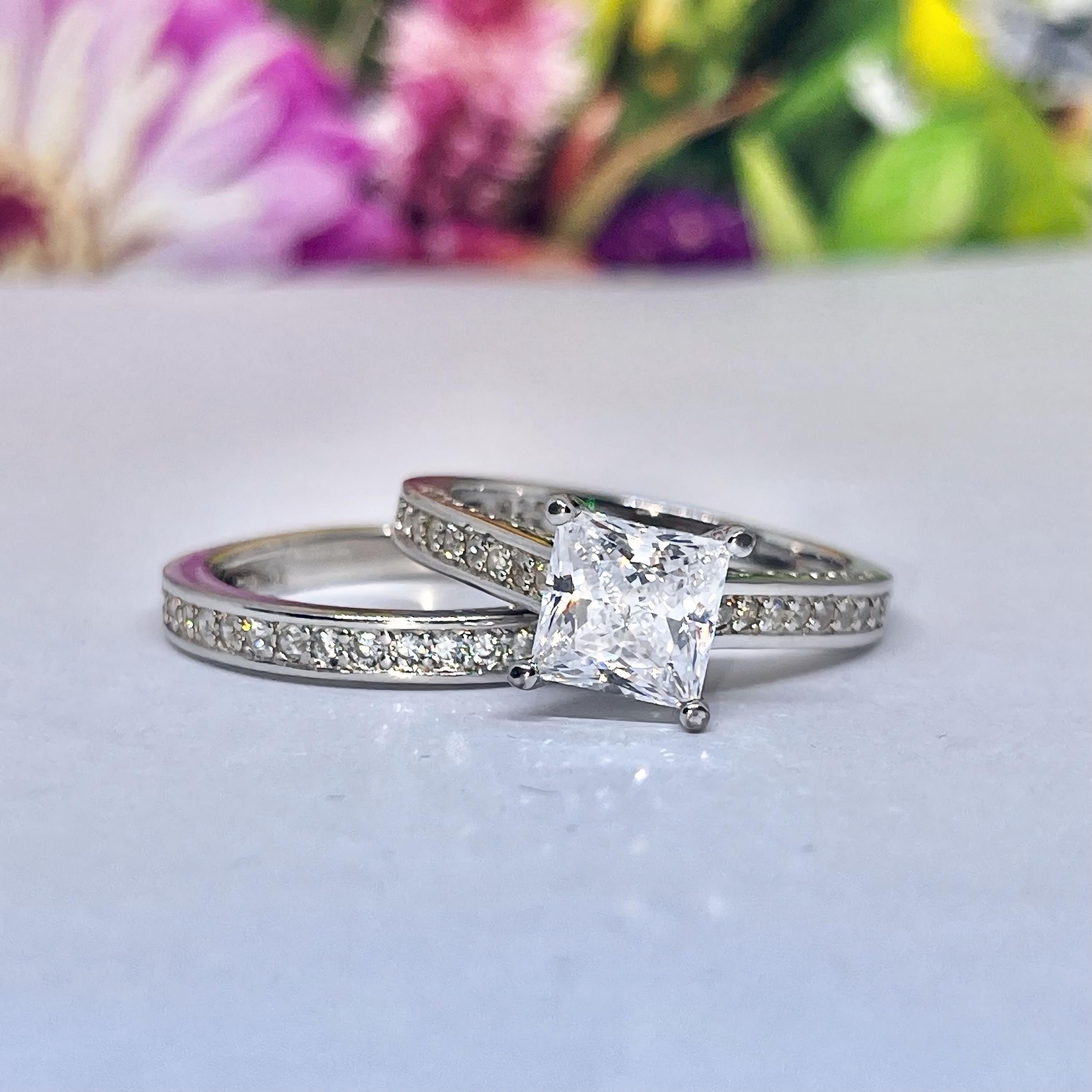 Asscher Schliff Moissanit Ring, 925 Silber Platiniert (Größe 17.00) Ca