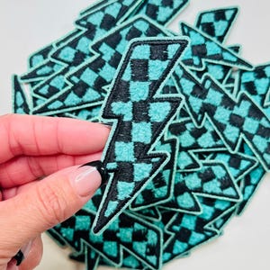 ティール＆ブラックのチェック柄稲妻刺繍パッチ