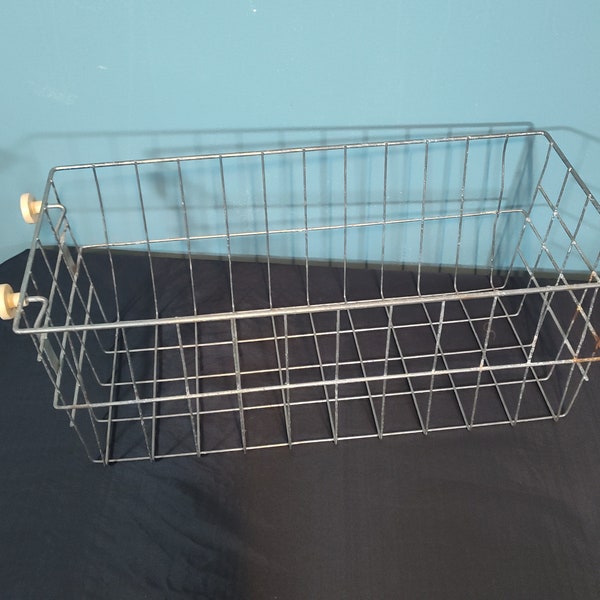 Large Vintage Freezer Wire Basket, Storage Wire Basket, Display Wire Basket