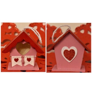 Mini Valentine&#39;s Day Birdhouse | Mini Heart Birdhouse | Valentine&#39;s Day Decor | Custom | Handmade | Unique Birdhouse |