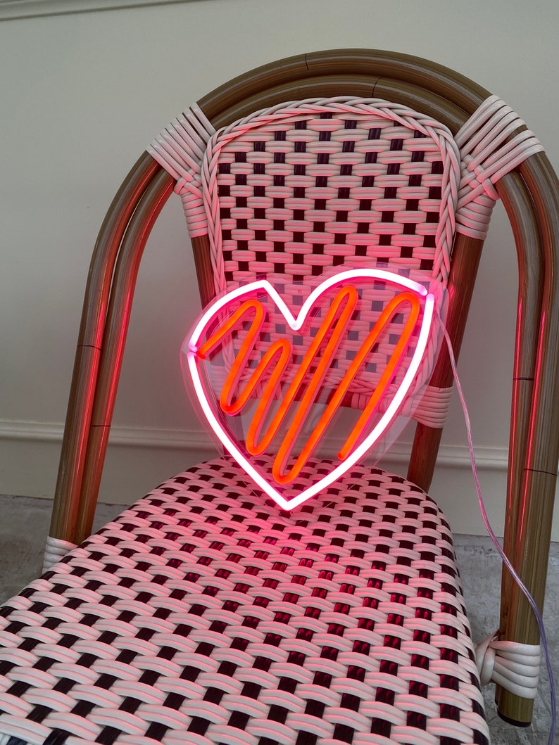 Heart neon sign Custom Home Room Decoration Led Light Neon Personalized heart- shaped neon Led Heart Sign Best Wedding Gift Mother Day Gift
