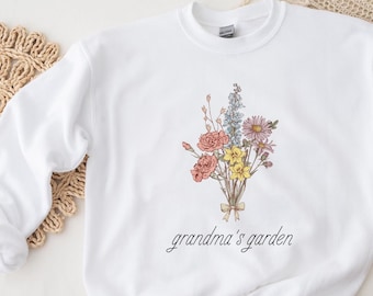 Grandma's Garden Sweatshirt, Custom Family Birth Month Birth Flower Sweatshirt, Mothers Day Gift for Mom, Gift for Grandma, Custom Mom Gift