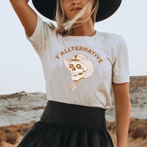 Camisa Yallternative, Camiseta Yallternative, Camisa Emo Country, Vaquera Gótica, Goth de Texas, Camisa Alt Girl, yallternative, Ropa Whimsigoth White