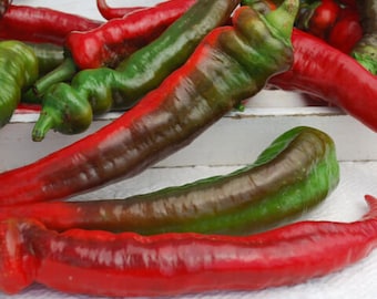 Organic Jimmy Nardello Sweet Frying Heirloom Pepper Seeds 2025
