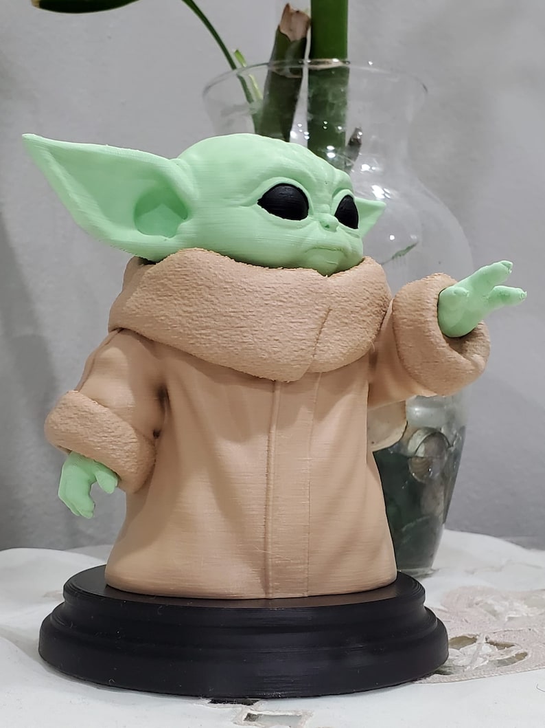 Baby Yoda Grogu 3D-geprint beeldje Star Wars Mandalorian-bureaudecor afbeelding 4