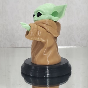 Baby Yoda Grogu 3D-geprint beeldje Star Wars Mandalorian-bureaudecor afbeelding 3