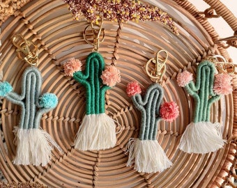 Handmade Macrame Cactus Keychain | Boho Party Favors| Gift for Cati Lover, Plant Lover| Gift for Her Teen, Gift for Men etc..