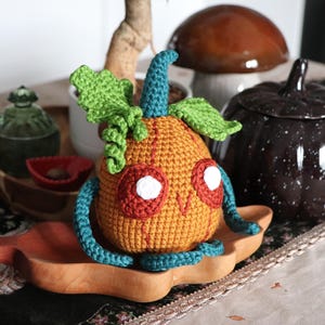 Pogo the pumpkin pixie crochet pattern, halloween crochet decoration