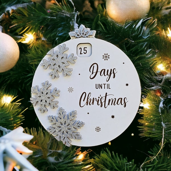 Christmas countdown ornament or magnet for counting the days until Christmas, sliding magnet with snowflakes