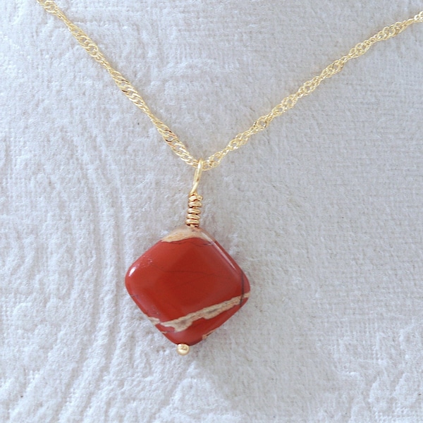 Natural Red Jasper Necklace-  Stone of strength - 18K Gold-Filled - Unique Piece- Elegant- Healing Crystal Jewelry, Gift for her.