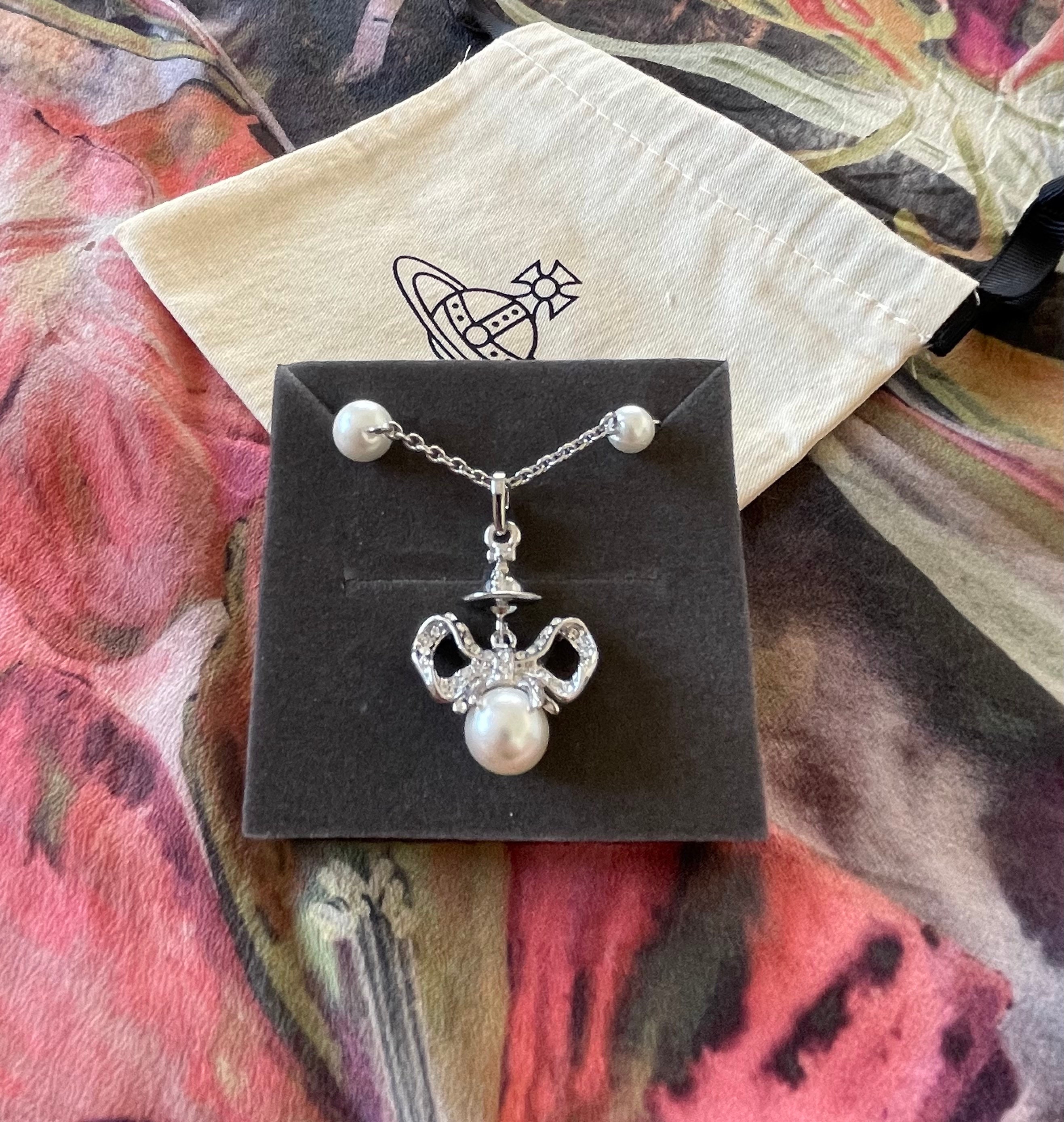 Vivienne westwood bow necklace online