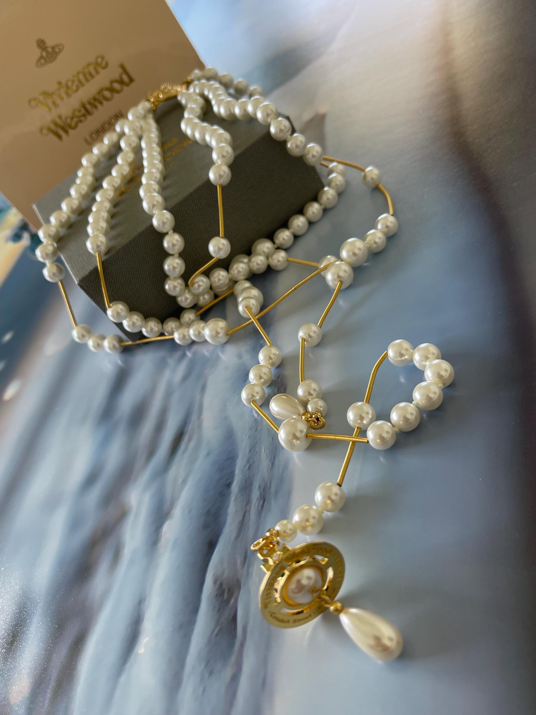 Vivienne westwood orb necklace - Etsy 日本 Vivienne westwood orb necklace - Etsy 日本