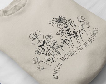 Flower Sweatshirt, Flower Print Sweatshirt, Botanical Sweatshirt, Floral Sweatshirt, flower Sweater, Plant Sweatshirt, Wildflower Sweatshirt