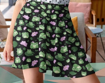 Green Frog Skater Skirt for Women, Animal Print Skater Skirt with Frog Design, Retro Style Frog, Kawaii Frog, Frog Print Skirt, Kawaii Skirt