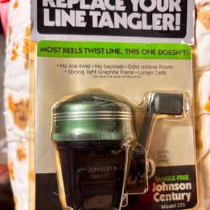 Vintage Johnson Century 225 Spin Cast Reel - New in Box - Tangle-Free