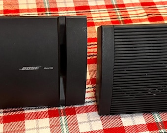 Vintage Bose Bookshelf Model 100-0A speakers