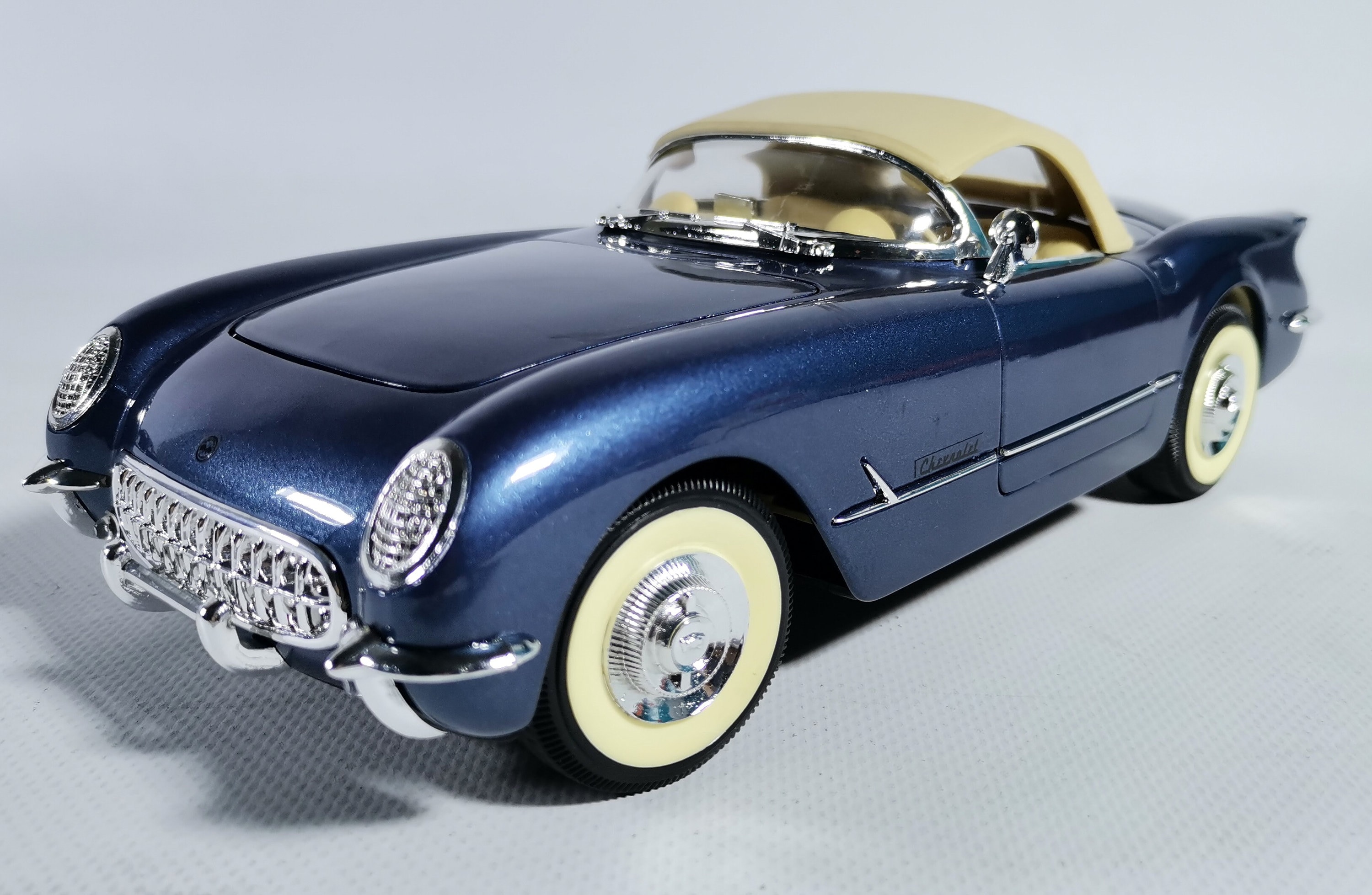 burago 1:18. ref. 3386. chevrolet corvette conv - Compra venta en  todocoleccion